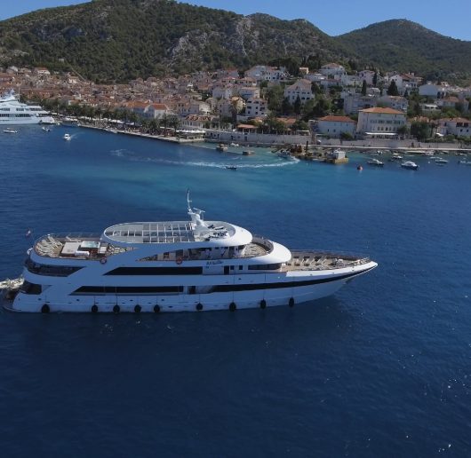 Topaz Cruise Dubrovnik-Split M/S Ban